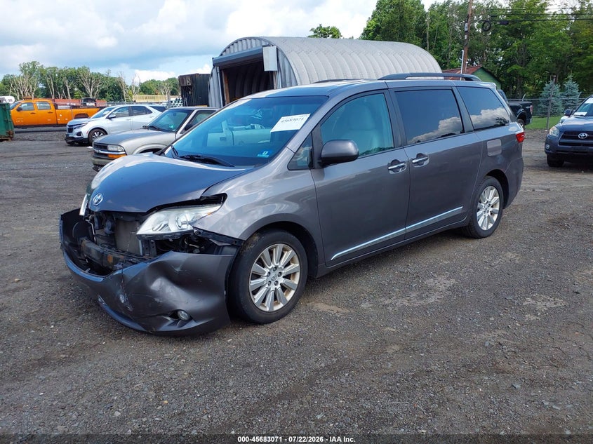 2015 Toyota Sienna VIN 5TDDK3DC5FS122280 IAAI salvage auction — FRONT END, Clear (New Jersey), sold $25 on 2026-07-30 (photo 2)