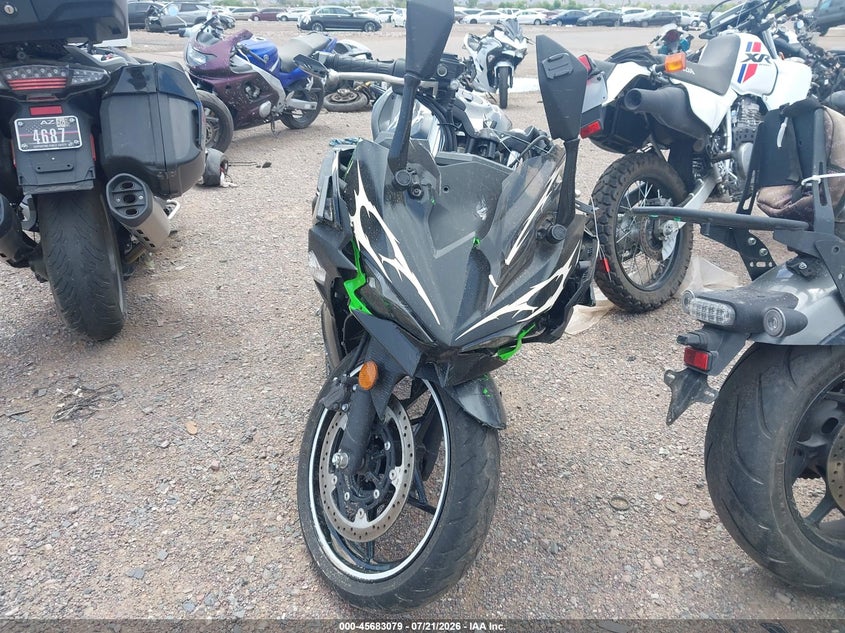 2025 Kawasaki Ninja VIN ML5EXGH12SDA50981 IAAI salvage auction — FRONT END, Wait Title, sold $875 on 2026-09-08 (photo 5)