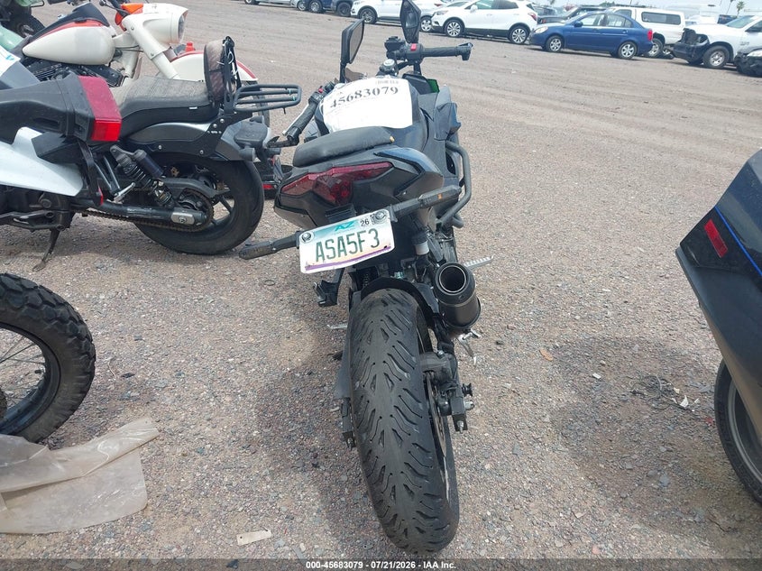 2025 Kawasaki Ninja VIN ML5EXGH12SDA50981 IAAI salvage auction — FRONT END, Wait Title, sold $875 on 2026-09-08 (photo 6)