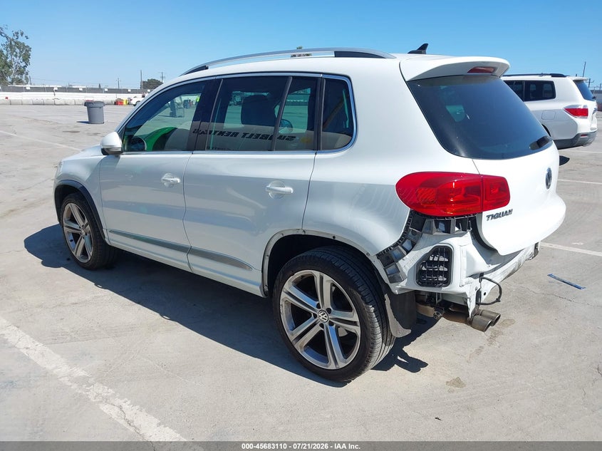 2016 Volkswagen Tiguan VIN WVGAV7AX8GW039268 IAAI salvage auction — REAR END, Salvage Title, sold $2,950 on 2026-08-12 (photo 3)