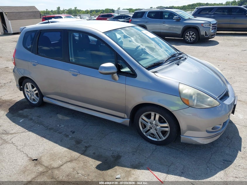 2008 Honda Fit VIN JHMGD386X8S001801 IAAI salvage auction — NORMAL WEAR, Clear (Illinois), sold $325 on 2026-07-29 (photo 1)