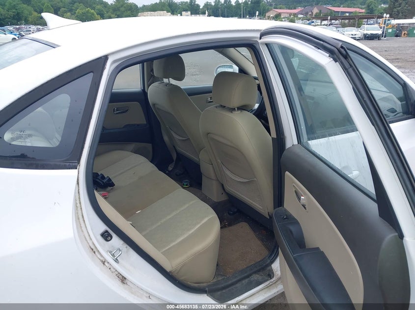 2010 Hyundai Elantra VIN KMHDU4ADXAU851467 IAAI salvage auction — NORMAL WEAR, Clear (North Carolina), sold $400 on 2026-07-31 (photo 8)