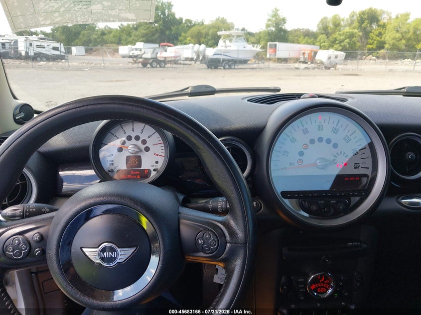 2011 Mini Cooper VIN WMWSU3C57BT094642 IAAI salvage auction — FRONT END, Clear (Virginia), sold $475 on 2026-08-22 (photo 7)