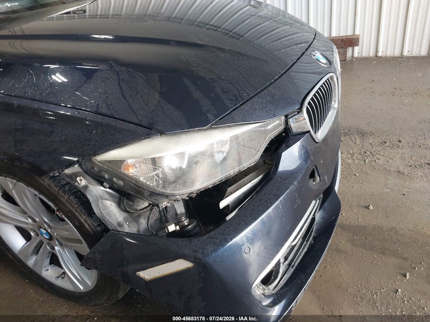 2015 BMW 3er VIN WBA3A5G50FNS88572 IAAI salvage auction — RIGHT SIDE, Bill Of Sale (Alaska), sold $2,550 on 2026-08-14 (photo 6)