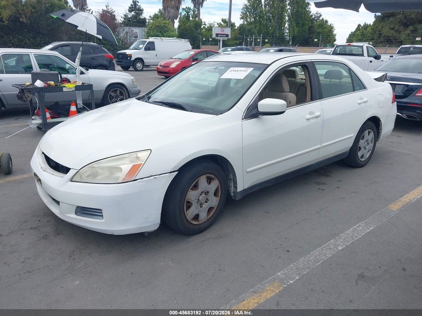 2006 Honda Accord VIN JHMCM56446C001098 IAAI salvage auction — NORMAL WEAR, Clear - Dealer Only (California), sold $375 on 2026-07-29 (photo 2)