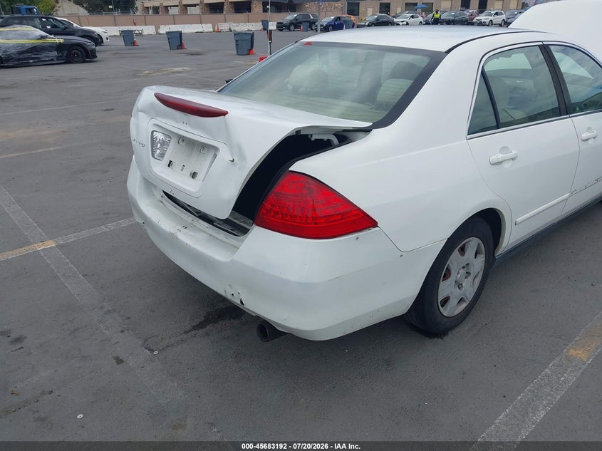 2006 Honda Accord VIN JHMCM56446C001098 IAAI salvage auction — NORMAL WEAR, Clear - Dealer Only (California), sold $375 on 2026-07-29 (photo 6)