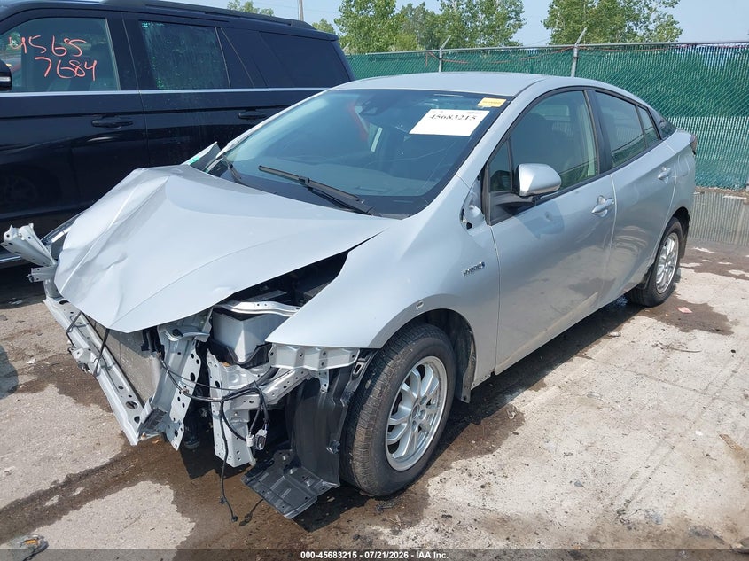 2021 Toyota Prius VIN JTDL9MFU1M3025143 IAAI salvage auction — FRONT & REAR, Salvage Title, sold $25 on 2026-07-28 (photo 2)