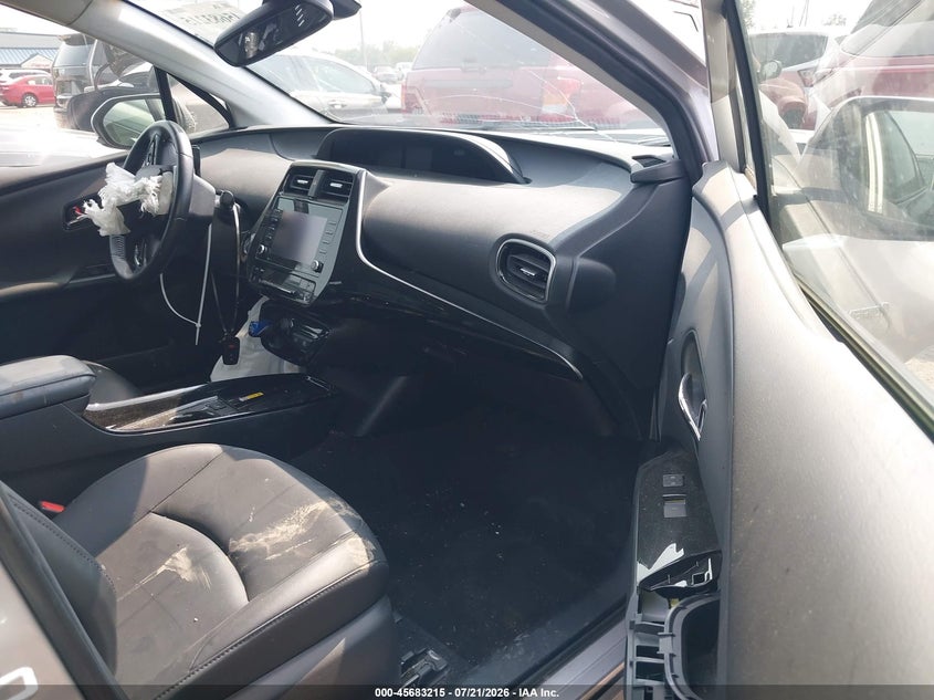 2021 Toyota Prius VIN JTDL9MFU1M3025143 IAAI salvage auction — FRONT & REAR, Salvage Title, sold $25 on 2026-07-28 (photo 5)