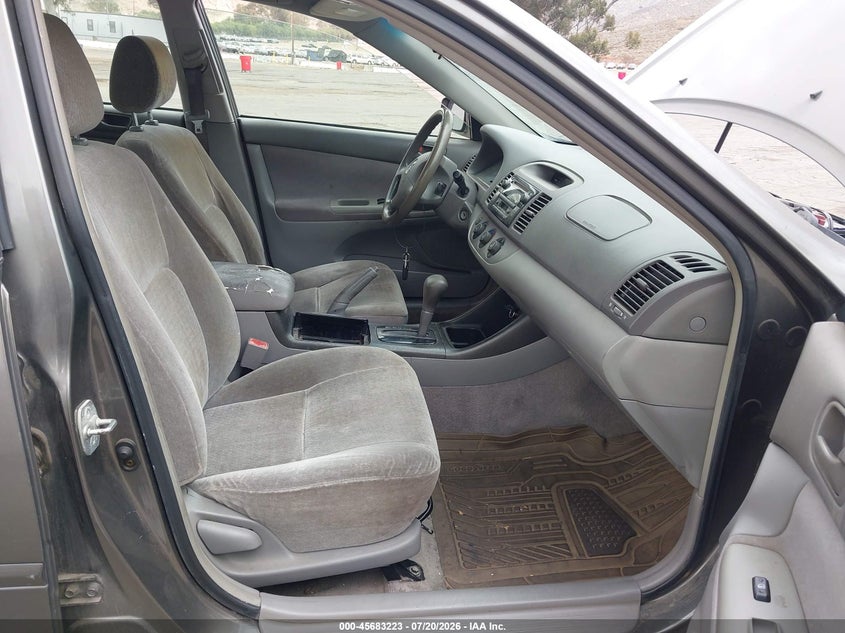2003 Toyota Camry VIN JTDBE32K630184679 IAAI salvage auction — NORMAL WEAR, Clear - Dealer Only (California), sold $525 on 2026-07-28 (photo 5)
