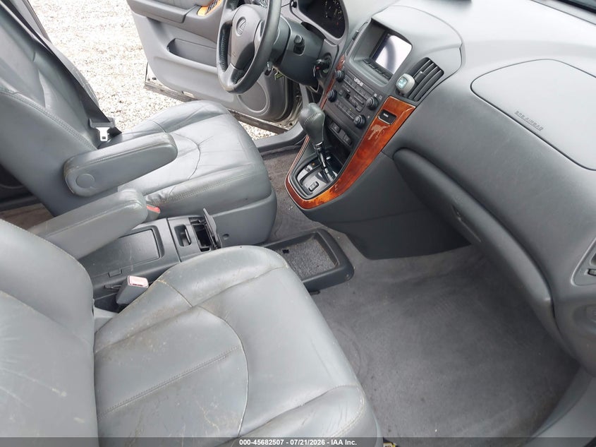2000 Lexus Rx 300 VIN JT6HF10U8Y0160897 IAAI salvage auction — FRONT & REAR, Clear (New York), sold $225 on 2026-07-28 (photo 5)