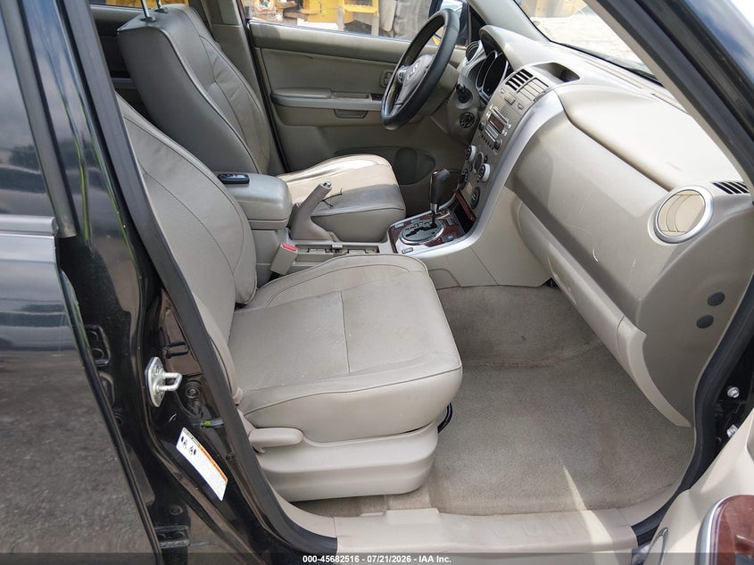 2008 Suzuki Grand vitara VIN JS3TD947684103409 IAAI salvage auction — NORMAL WEAR, Clear (Illinois), sold $25 on 2026-07-29 (photo 5)