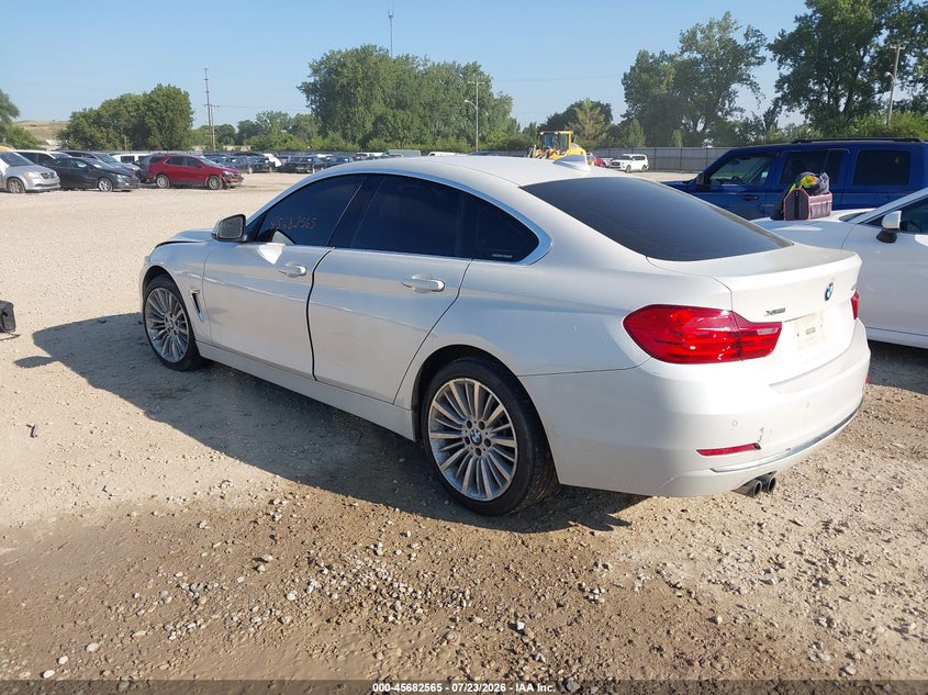 2015 BMW 4er VIN WBA4A7C55FD414128 IAAI salvage auction — FRONT & REAR, Wait Title, sold $1,750 on 2026-08-12 (photo 3)