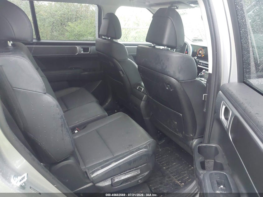 2025 Hyundai Santa fe VIN 5NMP2DGL8SH142373 IAAI salvage auction — FRONT END, Wait Title, sold $8,700 on 2026-08-23 (photo 8)