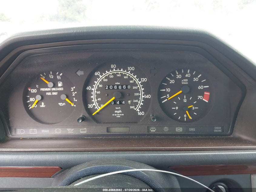 1994 Mercedes-benz E-class VIN WDBEA32E2RC116808 IAAI salvage auction — NORMAL WEAR, Clear - Dealer Only (California), sold $275 on 2026-07-29 (photo 7)