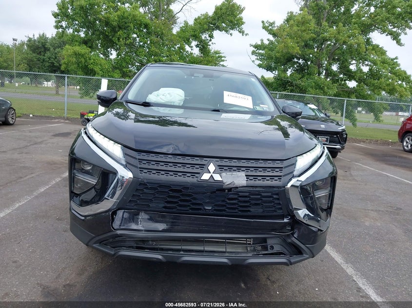 2022 Mitsubishi Eclipse cross VIN JA4ATUAA7NZ052653 IAAI salvage auction — FRONT END, Salvage Title, sold $4,300 on 2026-09-03 (photo 6)