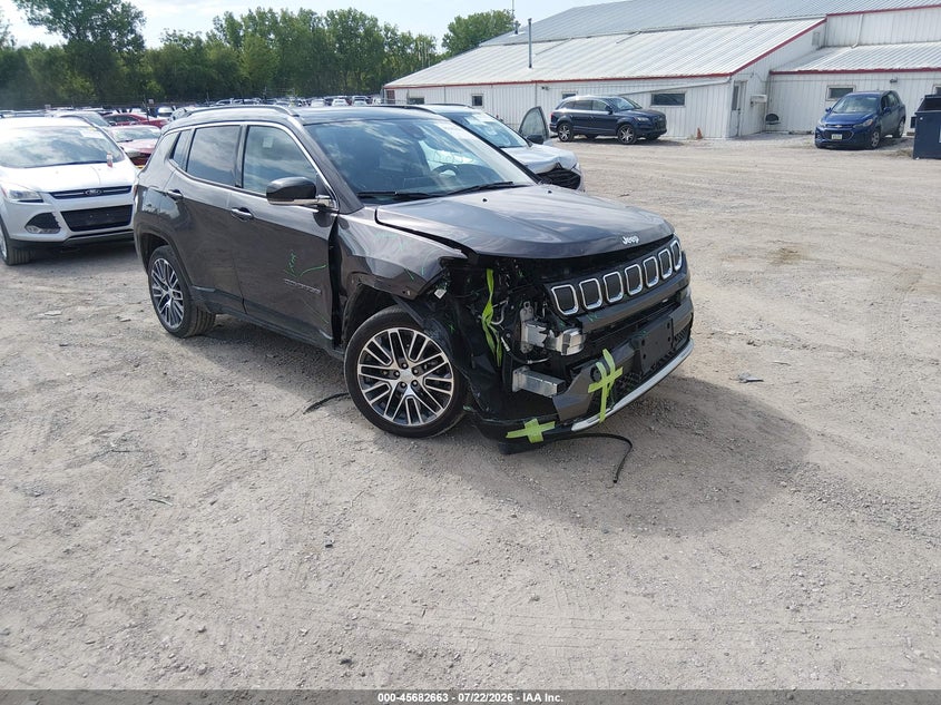 2022 Jeep Compass VIN 3C4NJDCB5NT118367 IAAI salvage auction — FRONT END, Salvage (Iowa), sold $5,600 on 2026-09-06 (photo 1)