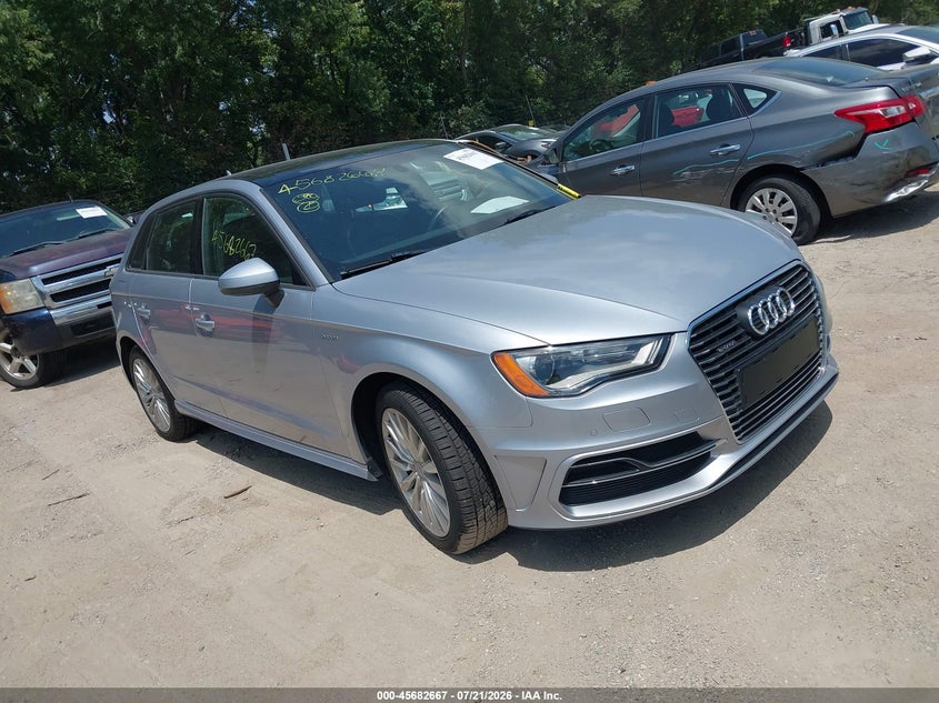 2016 Audi A3 VIN WAUUPBFF6GA111139 IAAI salvage auction — REAR END, Salvage (Indiana), sold $3,850 on 2026-08-22 (photo 1)