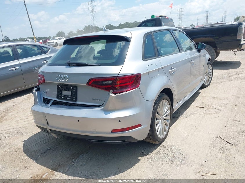2016 Audi A3 VIN WAUUPBFF6GA111139 IAAI salvage auction — REAR END, Salvage (Indiana), sold $3,850 on 2026-08-22 (photo 4)