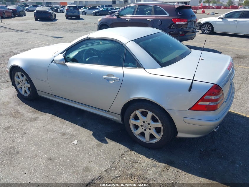 2003 Mercedes-benz Slk-class VIN WDBKK49F23F289917 IAAI salvage auction — MECHANICAL, Clear - Dealer Only (California), sold $200 on 2026-07-28 (photo 3)