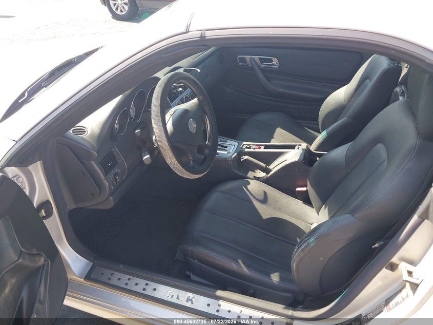 2003 Mercedes-benz Slk-class VIN WDBKK49F23F289917 IAAI salvage auction — MECHANICAL, Clear - Dealer Only (California), sold $200 on 2026-07-28 (photo 8)