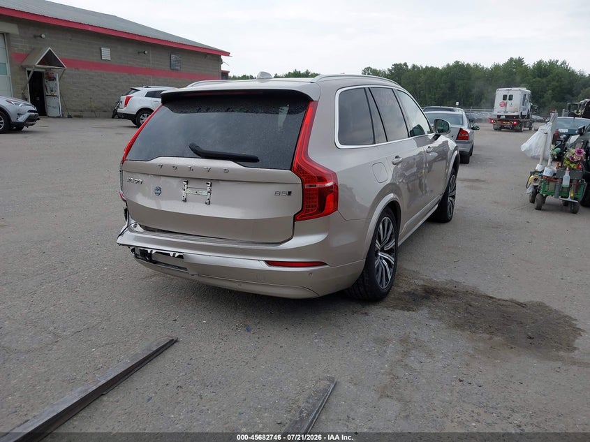 2023 Volvo Xc90 VIN YV4L12PV5P1929528 IAAI salvage auction — LEFT SIDE, Salvage Title, sold $7,900 on 2026-09-28 (photo 4)