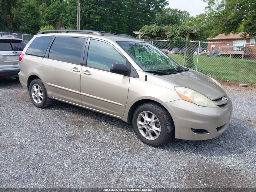 2006 Toyota Sienna VIN 5TDBA23C16S055571 IAAI salvage auction — NORMAL WEAR, Clear (Virginia), sold $100 on 2026-07-28 (photo 1)