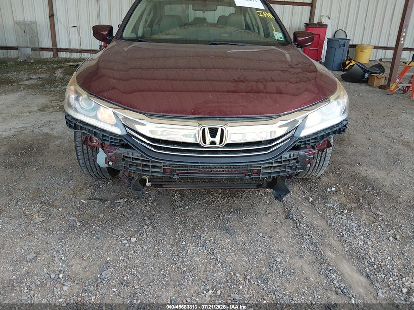 2017 Honda Accord VIN 1HGCR2F34HA302902 IAAI salvage auction — FRONT & REAR, Salvage Title, sold $2,800 on 2026-07-31 (photo 6)