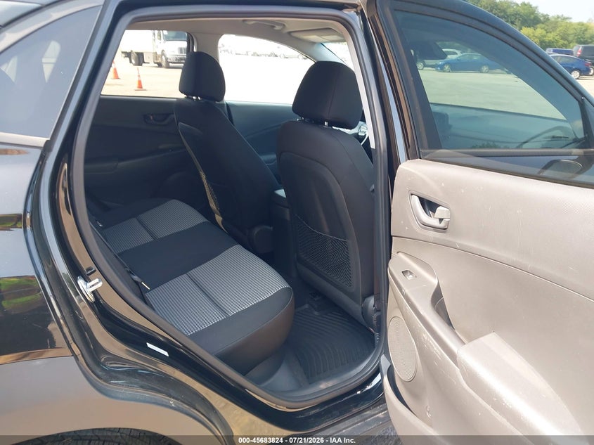 2020 Hyundai Kona VIN KM8K2CAA5LU568507 IAAI salvage auction — NORMAL WEAR, Salvage Title, sold $25 on 2026-07-27 (photo 8)