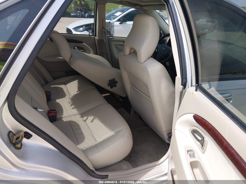 2003 Volvo S40 VIN YV1VS27503F969810 IAAI salvage auction — NORMAL WEAR, Clear (Florida), sold $1,550 on 2026-07-28 (photo 8)
