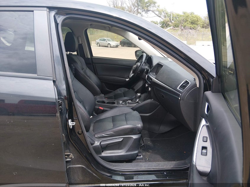 2016 Mazda Cx-5 VIN JM3KE4DY1G0784482 IAAI salvage auction — LEFT FRONT, Salvage Title, sold $2,000 on 2026-09-26 (photo 5)