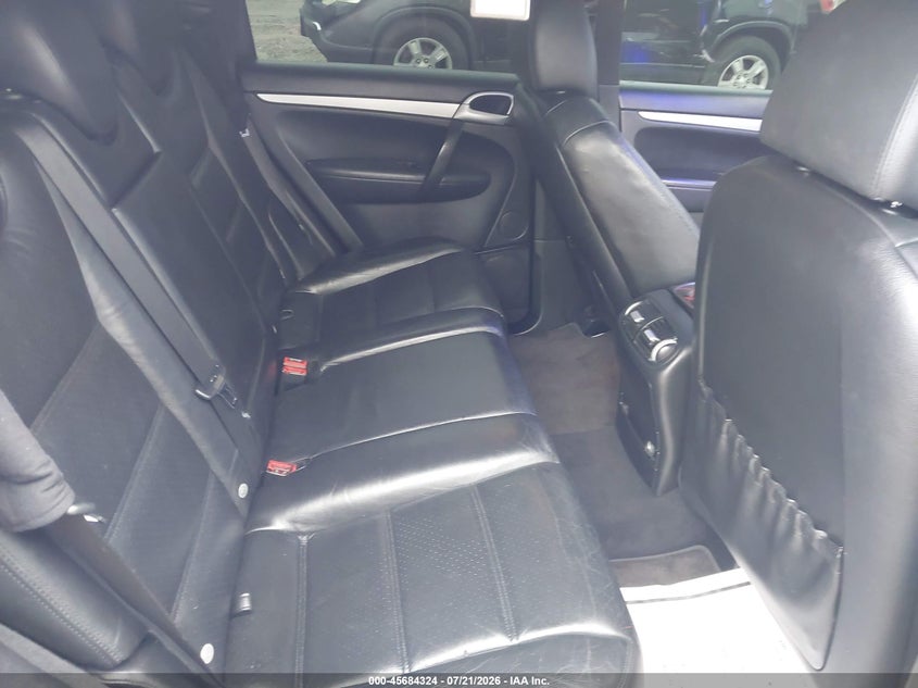 2008 Porsche Cayenne VIN WP1AA29P68LA22574 IAAI salvage auction — REAR END, Mv-907A (New York), sold $1,150 on 2026-08-05 (photo 8)