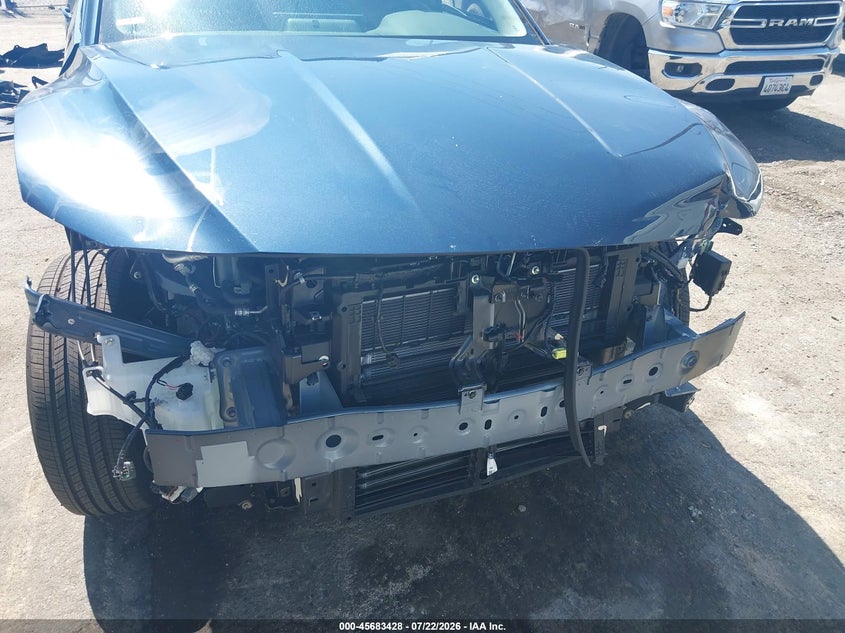 2026 Mazda Cx-50 VIN 7MMVAABW5TN169531 IAAI salvage auction — FRONT END, Wait Title, sold $13,800 on 2026-08-22 (photo 6)