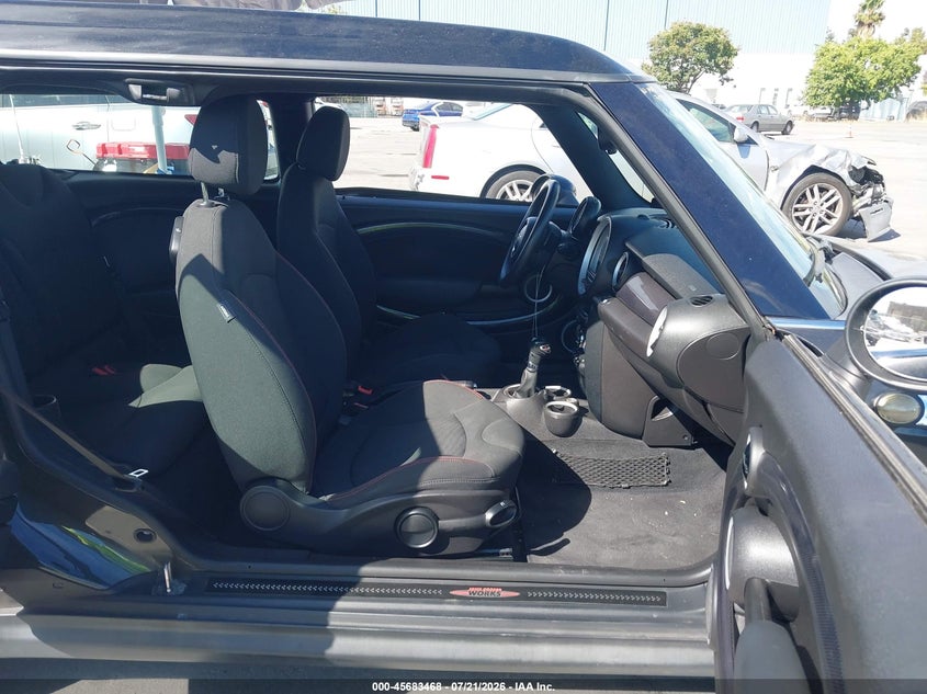 2013 Mini Clubman VIN WMWZG3C58DT576383 IAAI salvage auction — LEFT SIDE, Salvage (California), sold $825 on 2026-08-03 (photo 5)