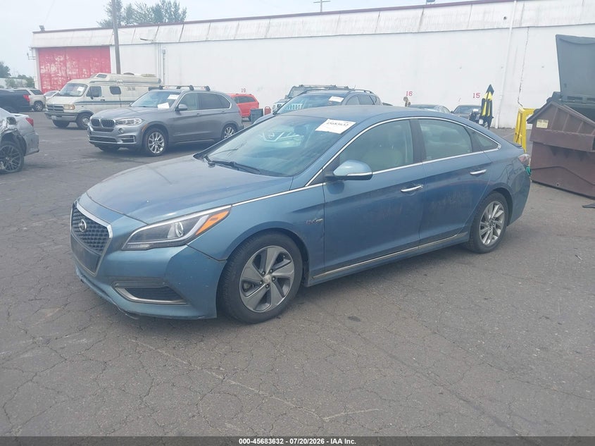 2016 Hyundai Sonata hybrid VIN KMHE34L19GA025777 IAAI salvage auction — NORMAL WEAR, Clear-Dealer Only (Washington), sold $25 on 2026-07-23 (photo 2)