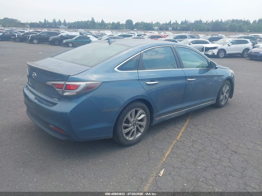 2016 Hyundai Sonata hybrid VIN KMHE34L19GA025777 IAAI salvage auction — NORMAL WEAR, Clear-Dealer Only (Washington), sold $25 on 2026-07-23 (photo 4)