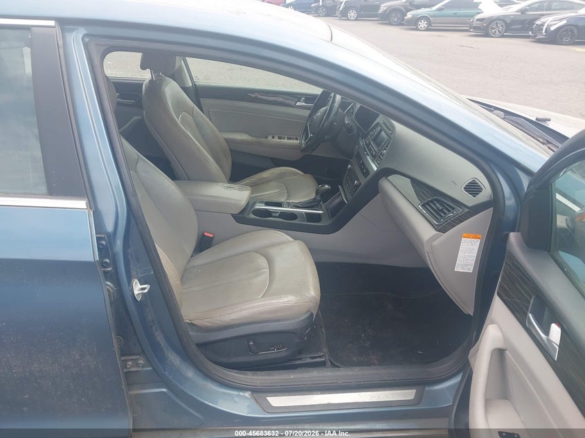 2016 Hyundai Sonata hybrid VIN KMHE34L19GA025777 IAAI salvage auction — NORMAL WEAR, Clear-Dealer Only (Washington), sold $25 on 2026-07-23 (photo 5)
