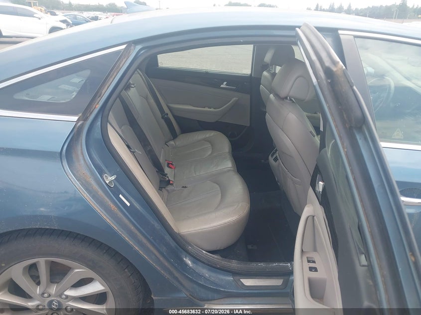 2016 Hyundai Sonata hybrid VIN KMHE34L19GA025777 IAAI salvage auction — NORMAL WEAR, Clear-Dealer Only (Washington), sold $25 on 2026-07-23 (photo 8)