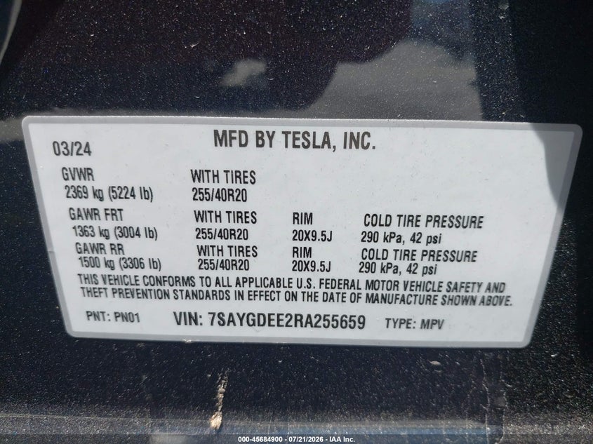 2024 Tesla Model y VIN 7SAYGDEE2RA255659 IAAI salvage auction — SIDE, Wait Title, sold $10,700 on 2026-08-28 (photo 9)