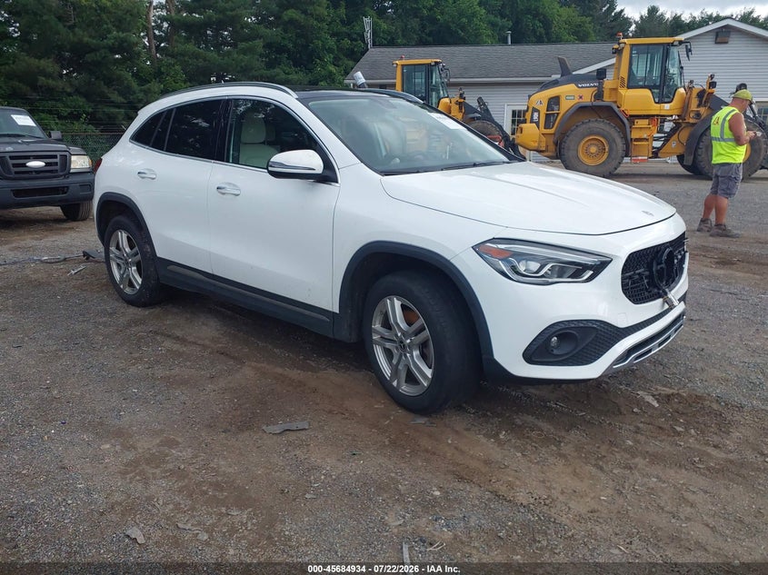 2022 Mercedes-benz Gla-klasse VIN W1N4N4HBXNJ381348 IAAI salvage auction — FRONT END, Salvage (Ohio), sold $6,500 on 2026-07-29 (photo 1)