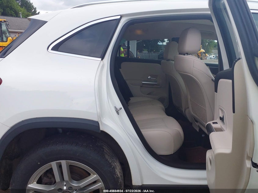 2022 Mercedes-benz Gla-klasse VIN W1N4N4HBXNJ381348 IAAI salvage auction — FRONT END, Salvage (Ohio), sold $6,500 on 2026-07-29 (photo 8)