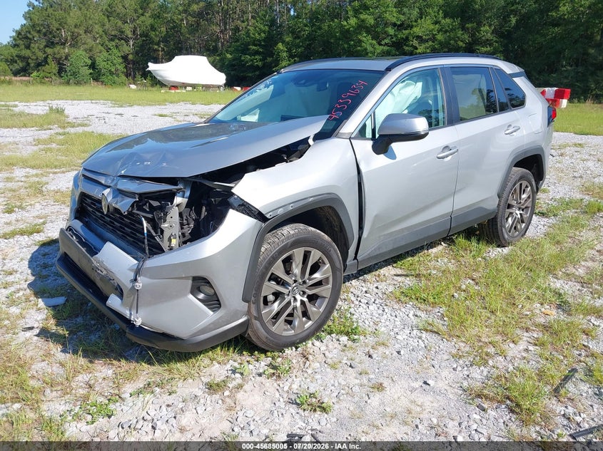 2019 Toyota Rav4 VIN 2T3A1RFV0KW082108 IAAI salvage auction — FRONT END, Rebuildable (Florida), sold $15,000 on 2026-08-01 (photo 2)