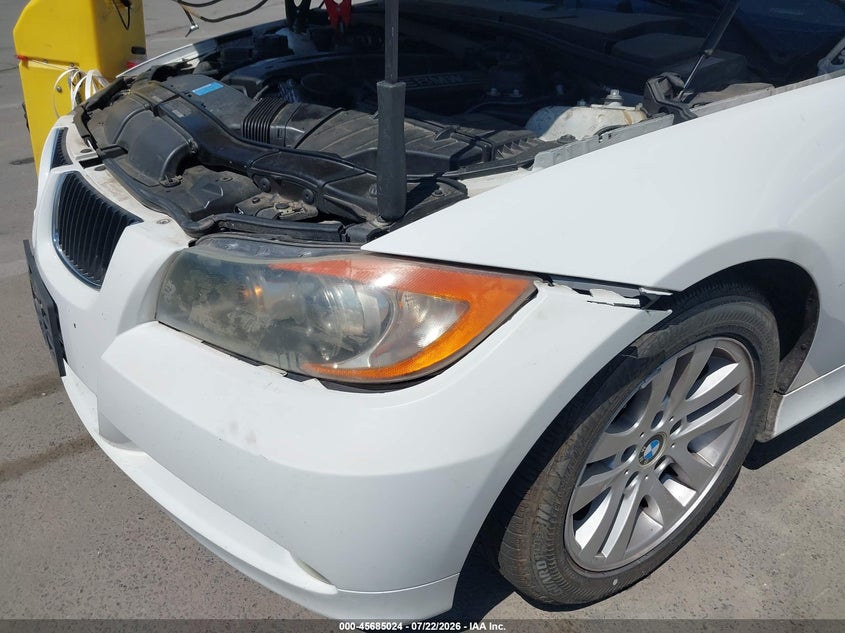 2007 BMW 3 series VIN WBAVC53567FZ76905 IAAI salvage auction — NORMAL WEAR, Clear - Dealer Only (California), sold $400 on 2026-07-28 (photo 6)
