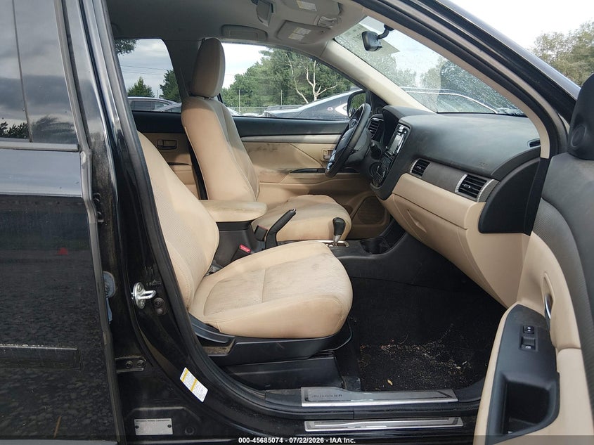 2016 Mitsubishi Outlander VIN JA4AD3A30GZ007243 IAAI salvage auction — FRONT END, Salvage (Alabama), sold $650 on 2026-09-01 (photo 5)