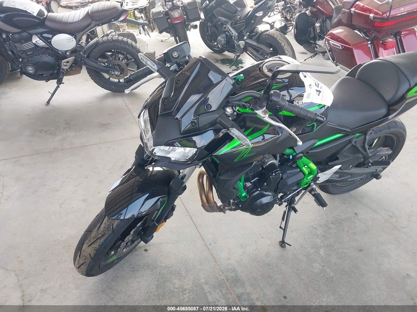 2025 Kawasaki Er VIN ML5EREN17SDAF8203 IAAI salvage auction — RIGHT SIDE, Wait Title, sold $1,950 on 2026-09-11 (photo 2)