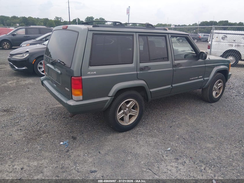 2000 Jeep Cherokee VIN 1J4FF58SXYL105791 IAAI salvage auction — NORMAL WEAR, Clear (Delaware), sold $800 on 2026-07-24 (photo 4)