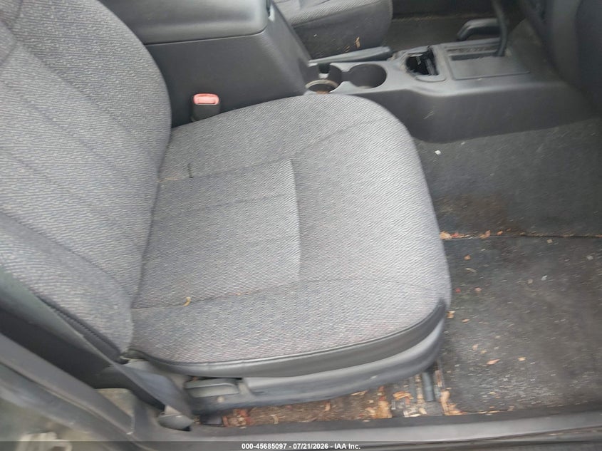 2000 Jeep Cherokee VIN 1J4FF58SXYL105791 IAAI salvage auction — NORMAL WEAR, Clear (Delaware), sold $800 on 2026-07-27 (photo 5)