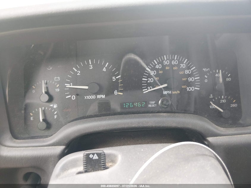 2000 Jeep Cherokee VIN 1J4FF58SXYL105791 IAAI salvage auction — NORMAL WEAR, Clear (Delaware), sold $800 on 2026-07-24 (photo 7)
