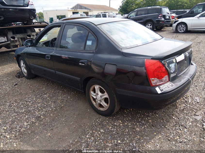 2005 Hyundai Elantra VIN KMHDN46D55U026352 IAAI salvage auction — SIDE, Clear (New York), sold $25 on 2026-07-28 (photo 3)