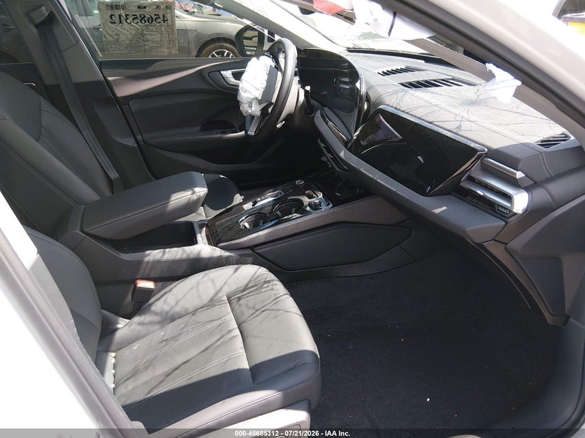 2025 Audi A5 VIN WAU1BCFU2SN058513 IAAI salvage auction — FRONT END, Salvage Title, sold $8,625 on 2026-08-26 (photo 5)