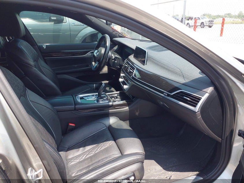 2020 BMW 7 series VIN WBA7T2C03LCD61786 IAAI salvage auction — FRONT END, Salvage (North Carolina), sold $10,300 on 2026-07-28 (photo 5)